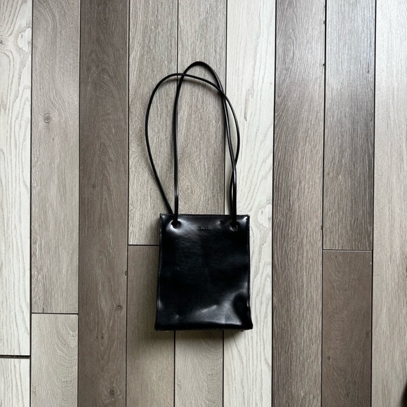 Guess Vintage Patent Tote Handbag Y2K | Good Condition To Be Vintage - Picture 1 of 10